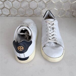 Tory Burch Howell White Court Sneakers Double Heel Logo Size 7